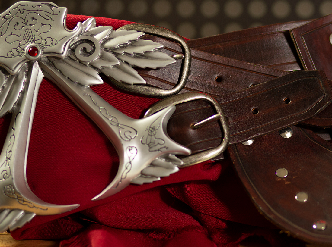 Ezio Auditore's belt from Assassin's Creed.