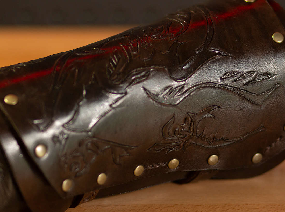 Ezio Auditore's right gauntlet from Assassin's Creed.